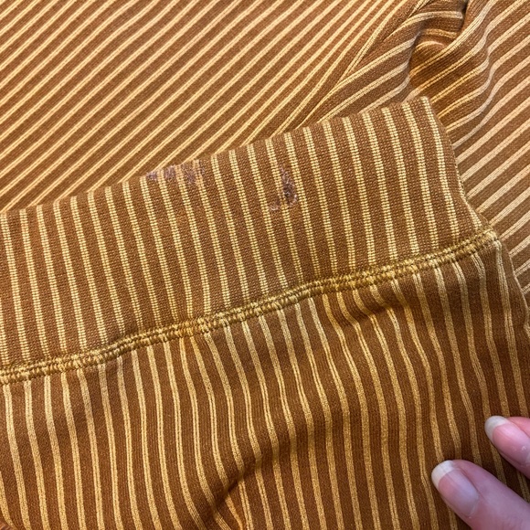 Good American Rib Seamless Flare Stripe Pants in Bronze/Brown Style GP0797- NWOT - Picture 4 of 13